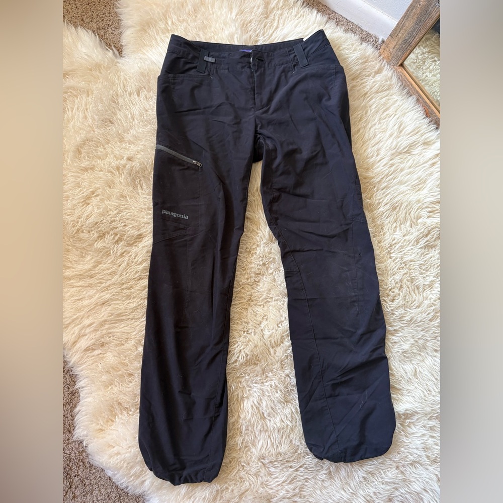 Patagonia climbing/hiking Pants with Zippered Thigh Pocket